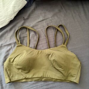 Olive lululemon like a cloud bra